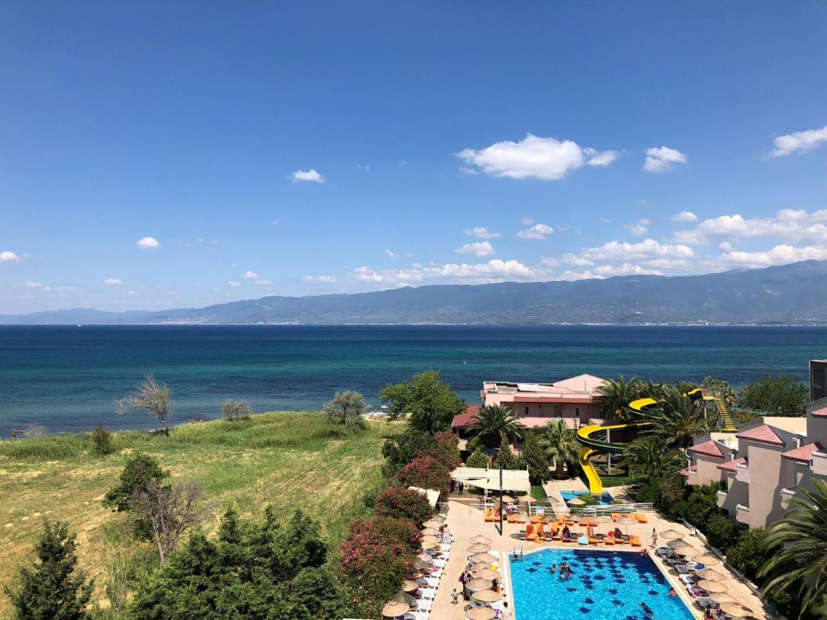 Hotel Afytos Oeren Park Mtk Exterior foto