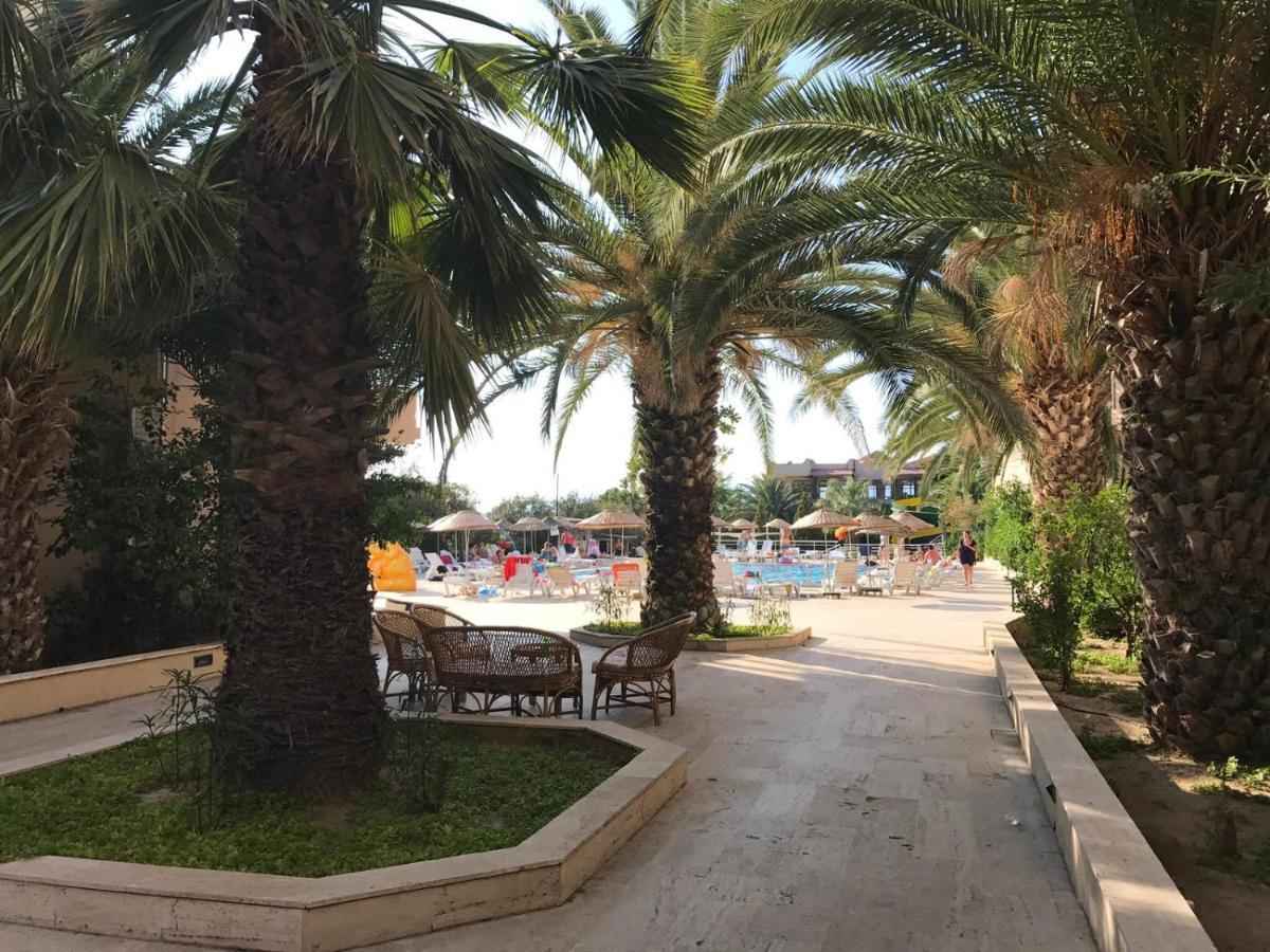 Hotel Afytos Oeren Park Mtk Exterior foto