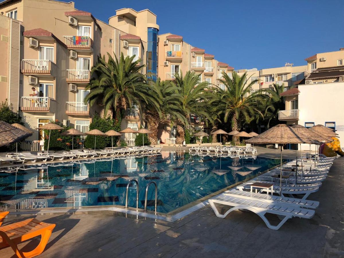 Hotel Afytos Oeren Park Mtk Exterior foto